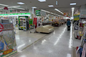 【ゆめマート 頓野】店内中央 販促プロモーションや物販のポップアップストアにおすすめな催事イベントスペース