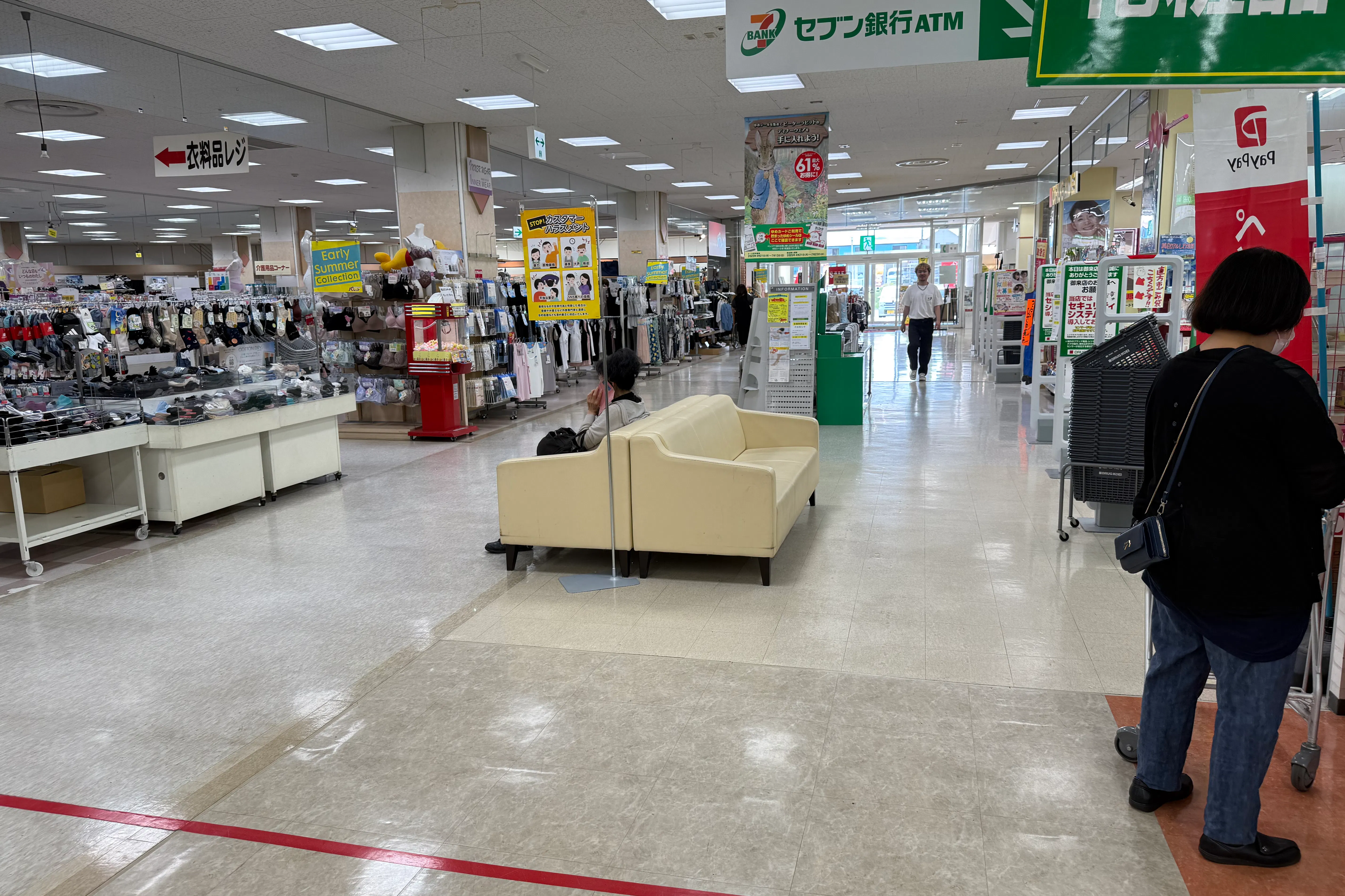 【ゆめマート 頓野】店内中央 販促プロモーションや物販のポップアップストアにおすすめな催事イベントスペース