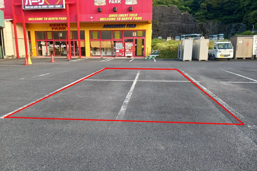 【スーパーセンターニシムタ志布志店】キッチンカーに最適な店頭駐車場スペース