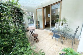 【祖師ヶ谷大蔵駅5分/テラス】ロケや撮影会、ポップアップストアに最適なペットOKのカフェのテラススペース