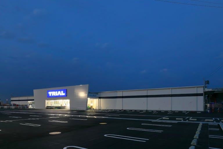 【スーパーセンタートライアル御所店】キッチンカー(調理営業)出店限定/屋外スペースの画像3