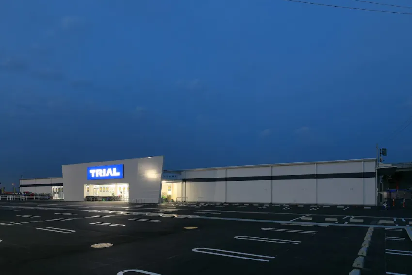 【スーパーセンタートライアル御所店】キッチンカー(調理営業)出店限定/屋外スペース