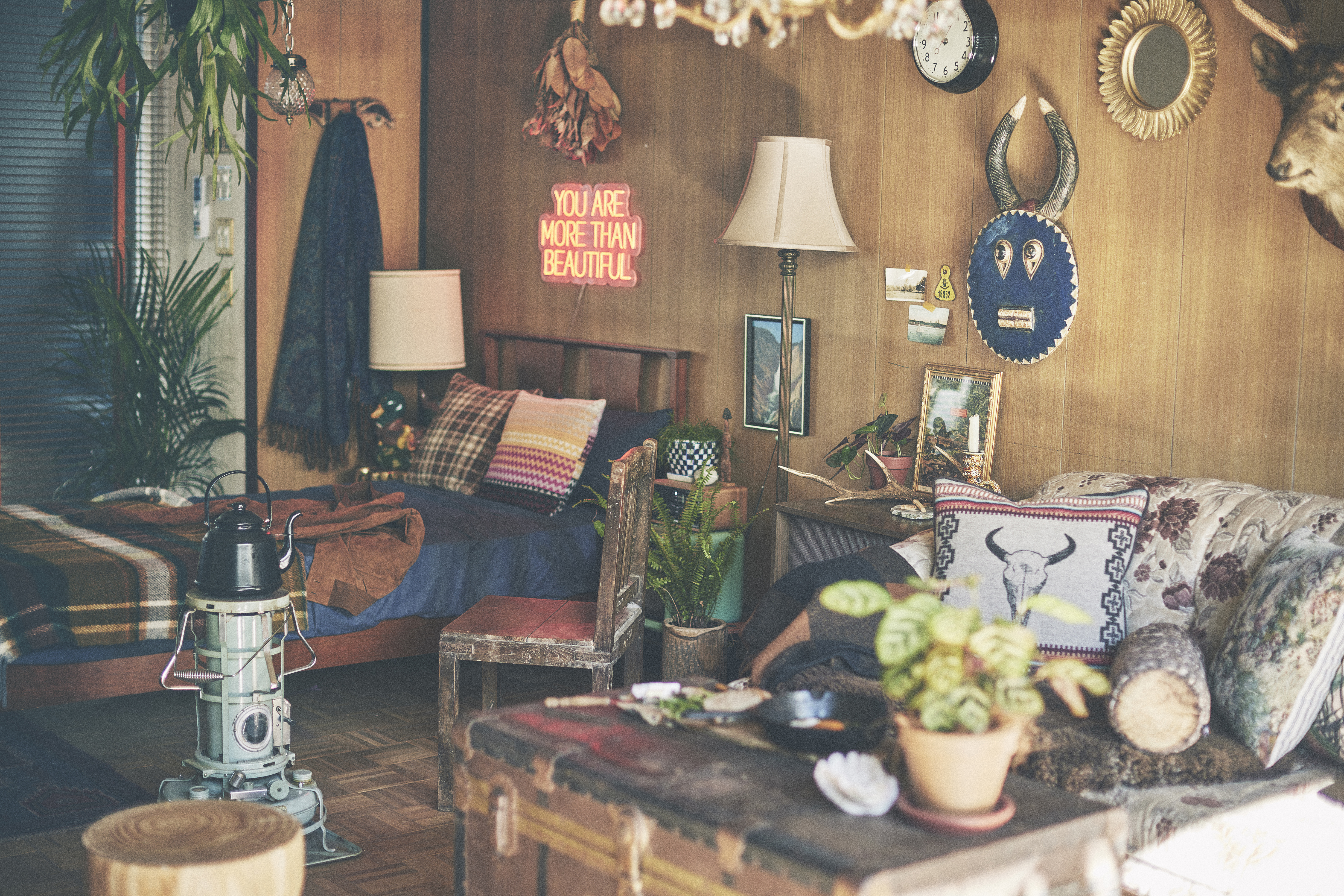 ソファースペースからベッドスペースを見た光景