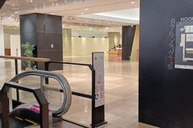 【秋田オーパ】110区画(1Fエスカレータ脇)