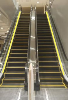 【イオン藤井寺ショッピングセンター】モール内広告 エスカレーター