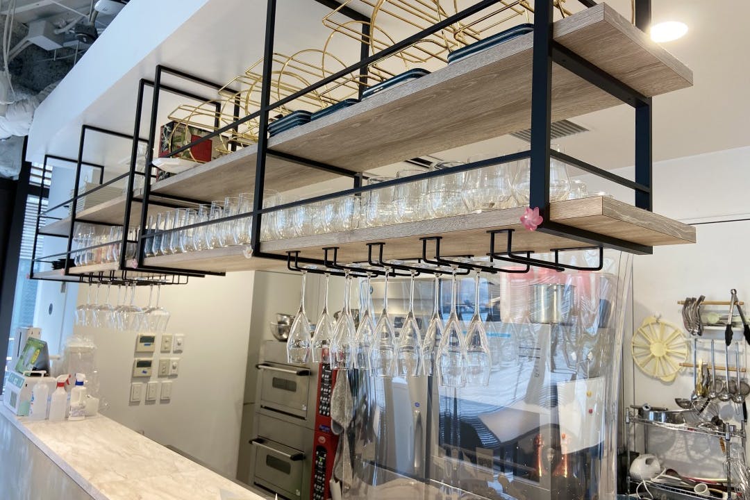 【表参道駅3分】人目を惹きつけるモダン空間で、ポップアップ、コスメ、ギャラリー、パーティー、展示会最適