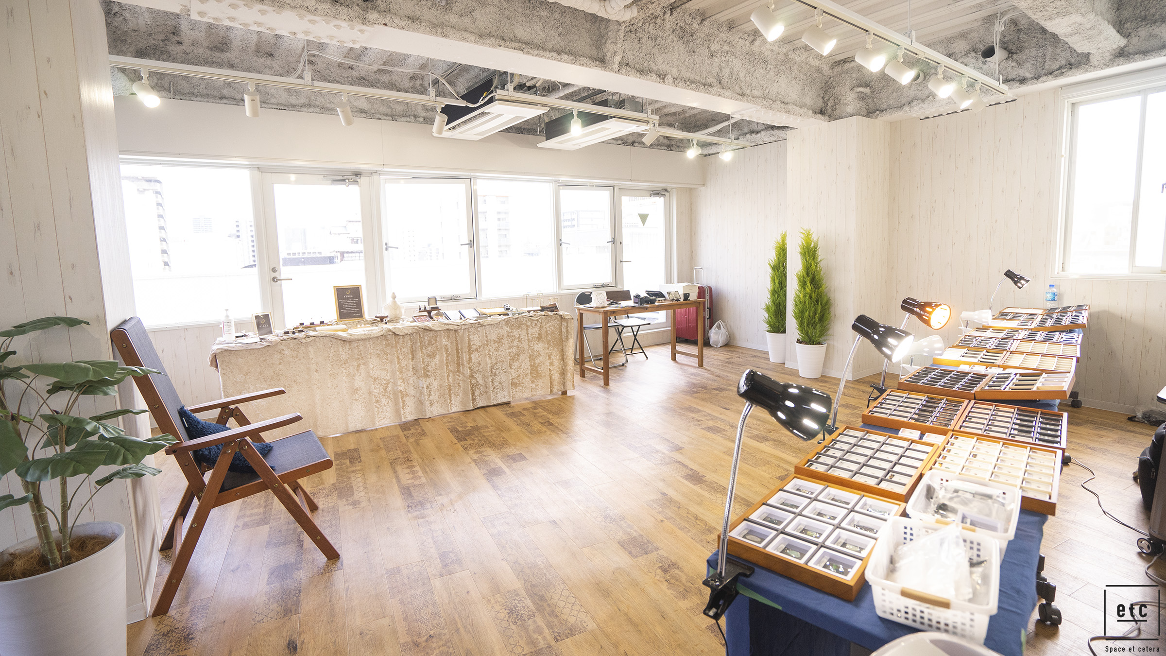 (活用例:05)ポップアップショップ・物販の利用スペースとして。