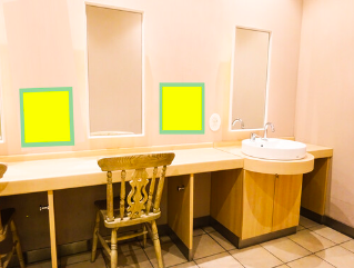 【イオンモール岡山】モール内広告 化粧室ステッカー