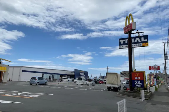 【スーパーセンタートライアル明石西インター店】キッチンカー(調理営業)出店限定/屋外スペース