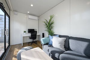 【小牧原駅6分】自主企画マルシェやワークショップに最適なお手頃価格のレンタルスペース「Living1」/敷地全体の貸切イベント開催も可能!