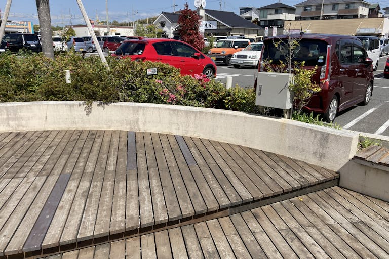 【イオンタウン桑名新西方】各種プロモーションイベントや物販イベントに最適な敷地内中央にある視認性の良い屋外スペースの画像4