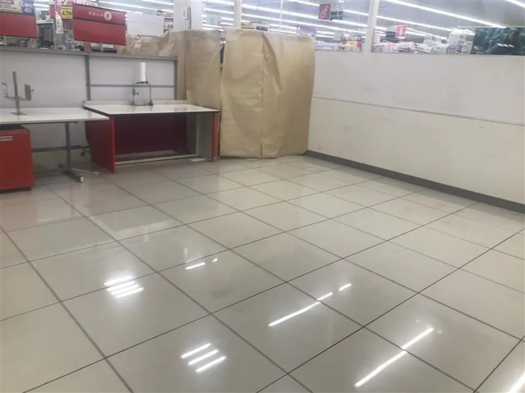 【西友 南新屋店】1Fレジ後方催事スペース (OTC売場隣 中央) プロモーション用途や物販、食物販のポップアップストアに最適なスーパー店内催事イベントスペース