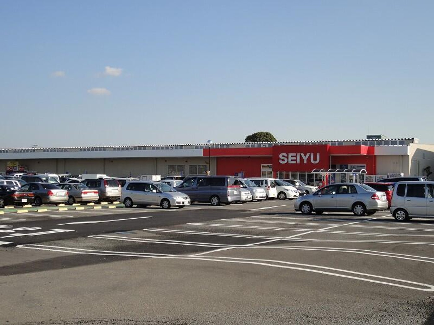 【西友　南新屋店】1Fレジ後方催事スペース (OTC売場隣 中央)　プロモーション用途や物販、食物販のポップアップストアに最適なスーパー店内催事イベントスペース