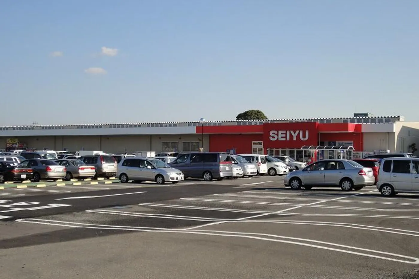 【西友 南新屋店】1Fレジ後方催事スペース (OTC売場隣 中央) プロモーション用途や物販、食物販のポップアップストアに最適なスーパー店内催事イベントスペース