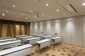 【グランフロント大阪】セミナーやワークショップ・プロモーション等の様々な用途に利用可能な商業施設内イベントスペース(半面サイズ)