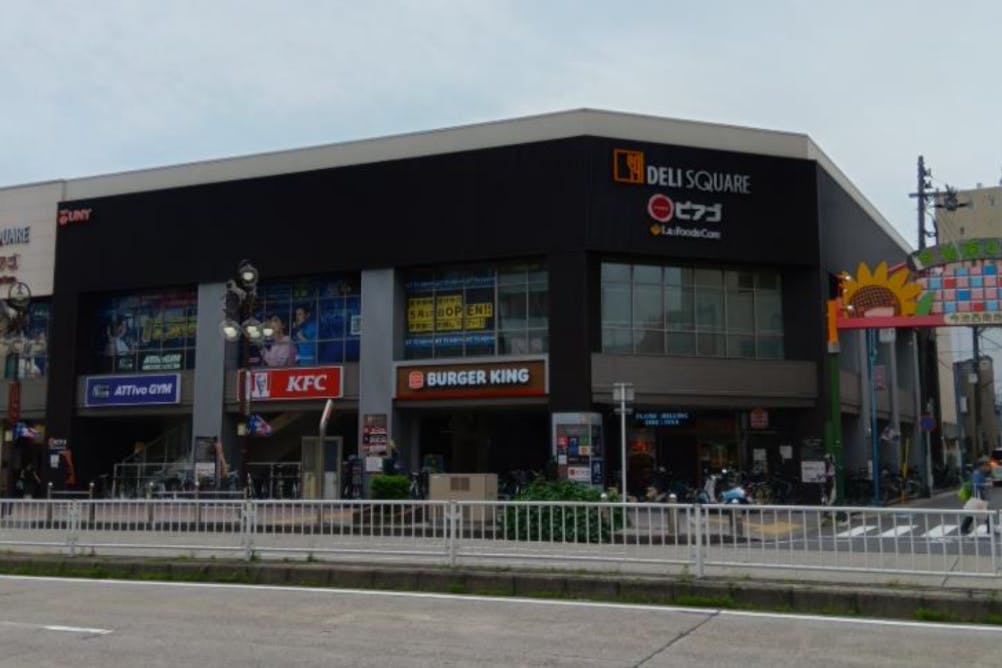 【ピアゴ ラ フーズコア今池店】販促プロモーションや食物販に最適なB1Fエスカレーター横のイベントスペース