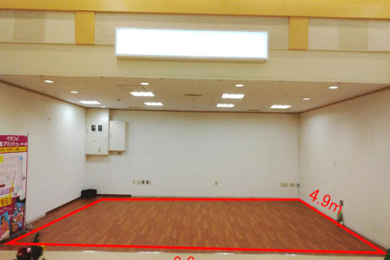 【イオンスーパーセンター大館】パン工場横催事スペース 販促プロモーションや物販に最適なスーパー店内催事イベントスペースの画像1