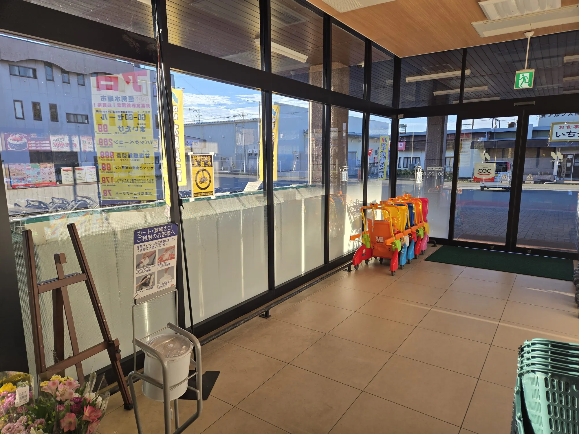 【双葉食彩館】プロモーション催事に最適な店内入口横スペース