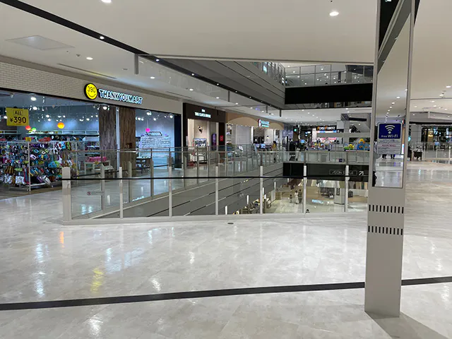 【イオンモール川口】2F センターブリッジ