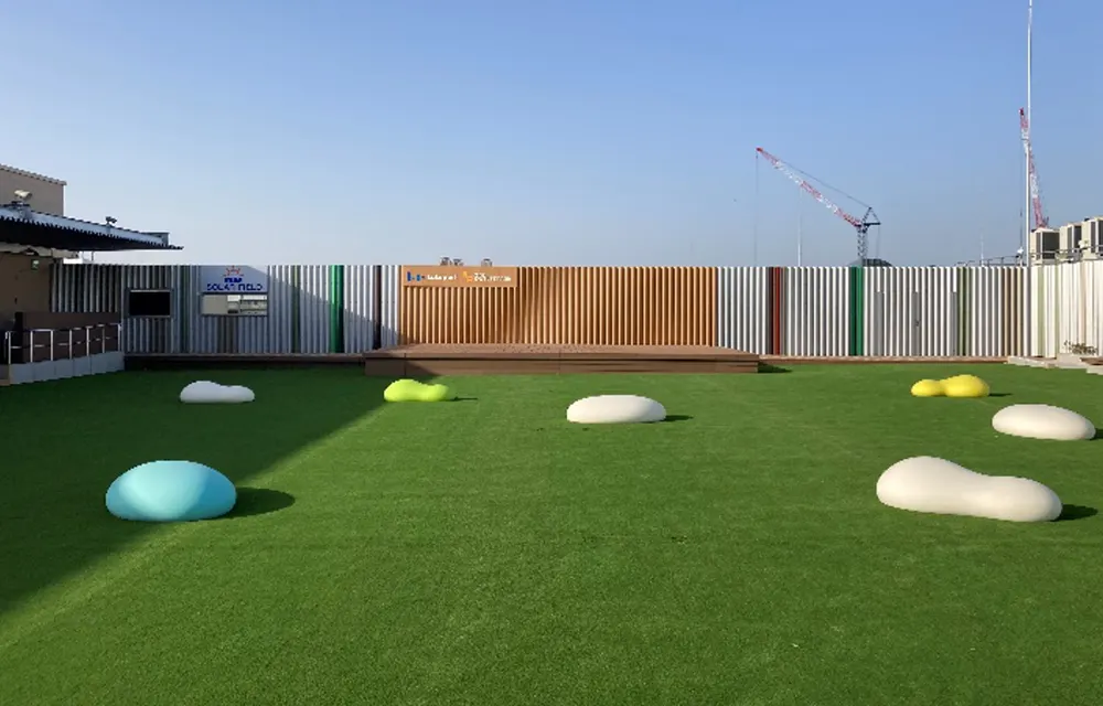 【ららぽーと門真・三井アウトレットパーク 大阪門真】屋上 空の広場 イベントステージ（4-1）