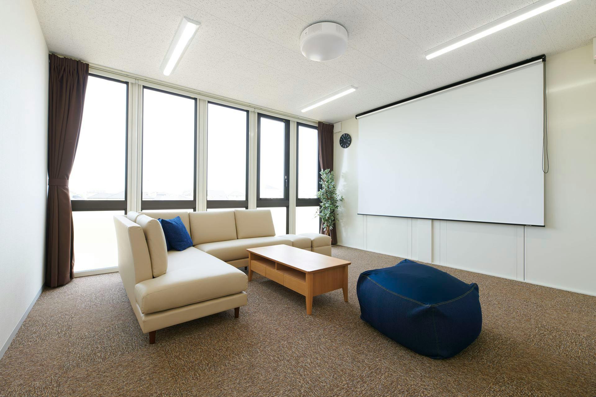 【千葉県木更津市】自主企画マルシェやワークショップに最適なお手頃価格のレンタルスペース「Living3」/敷地全体の貸切イベント開催も可能!