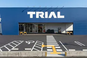 【スーパーセンタートライアル東岐波店】食物販やPR活動に最適な店内「風除室 スペース」
