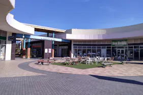 【イオンタウン水戸南】キッチンカーや小規模物販に最適な屋外ゲート横スペース