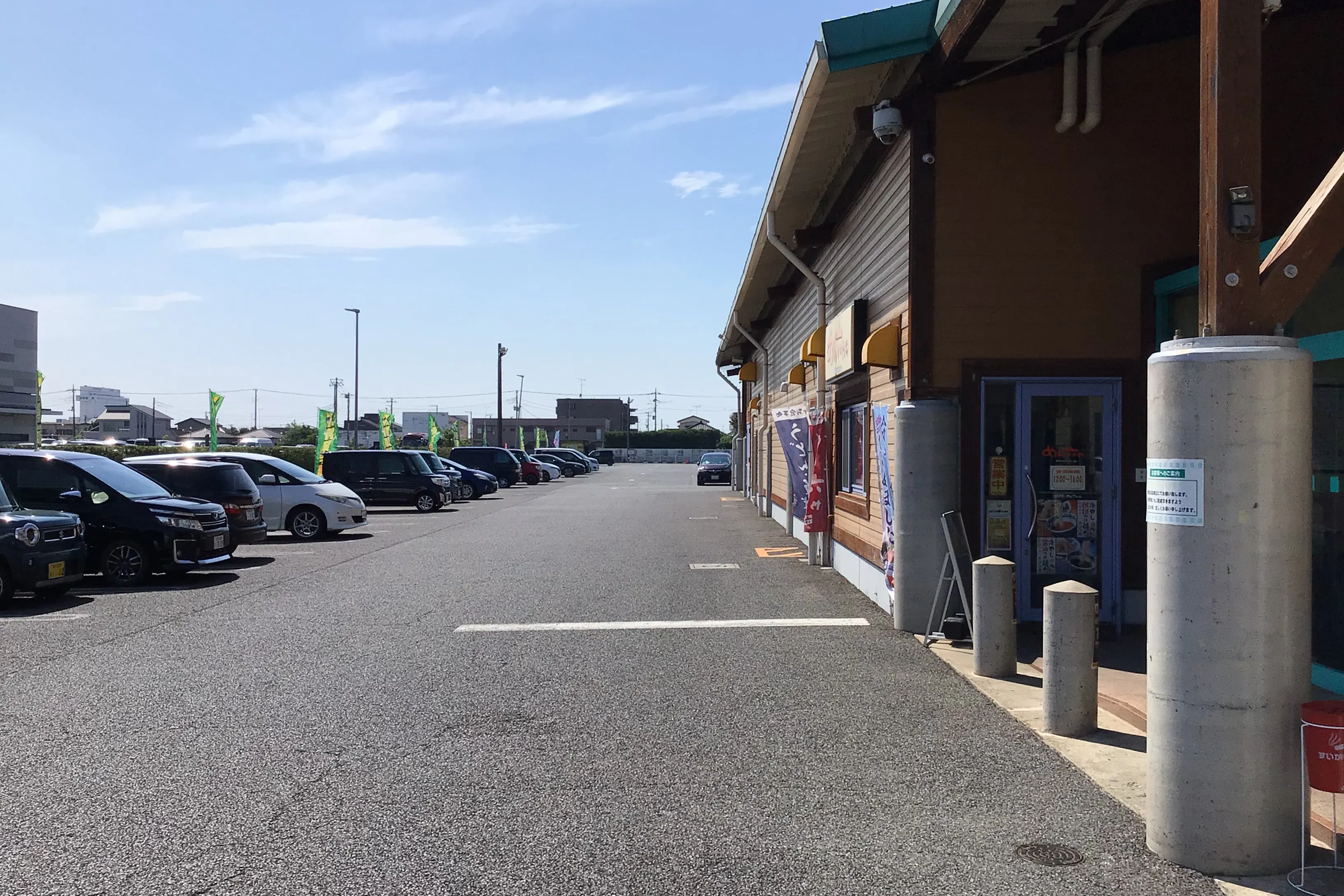 【ダイナム茨城神栖店】キッチンカー出店やプロモーションイベントに最適なアミューズメント施設のイベントスペース(店舗出入口前)