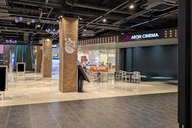 【THE OUTLETS HIROSHIMA】1F シティコートA イオンシネマ前