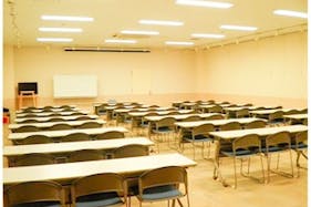 【イオンモール津山】各種プロモーションや物販、食物販のポップアップストアに最適な専門店2F イオンホールの催事イベントスペース