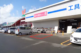 【サンデー矢巾店】屋外駐車場 キッチンカーの出店に最適なホームセンター内駐車場の屋外イベントスペース