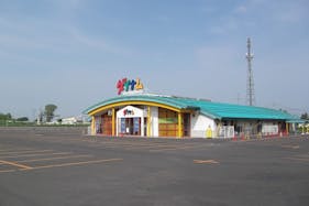 【ダイナム岩見沢店ゆったり館】キッチンカーやプロモーションに最適なアミューズメント施設のイベントスペース(駐車場)