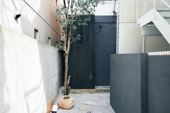 【明治神宮前(原宿)駅10分】アパレルの展示販売会や個展、グループ展等のアート展、ポップアップストアに最適な和モダンなレンタルスペース