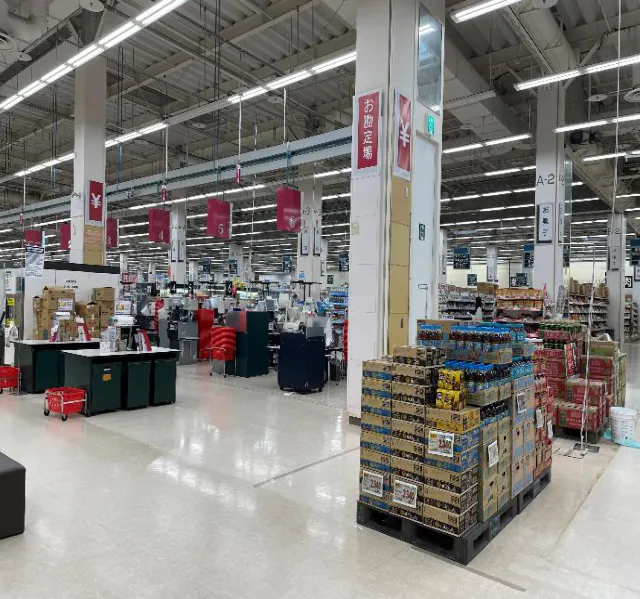 【イオンスーパーセンター五城目】食品レジ横 販促プロモーションや物販に最適なスーパー店内催事イベントスペース