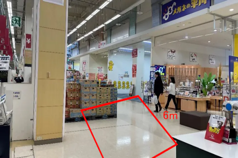 【イオンスーパーセンター五城目】食品レジ横 販促プロモーションや物販に最適なスーパー店内催事イベントスペースの画像1