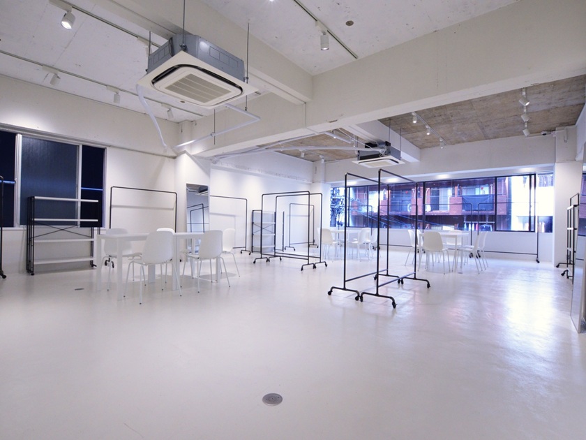 【心斎橋駅5分】大窓から自然光採光！充実した無料備品と控室完備のイベントスペース