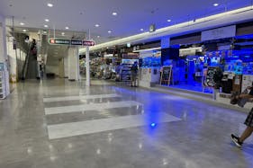 【イオン海浜幕張】プロモーションイベントやサンプリングに適した1F熱帯魚売場前イベントスペース