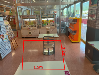 【マックスバリュ三戸店】お客さま休憩所内 販促プロモーションに最適なスーパー店内催事イベントスペース