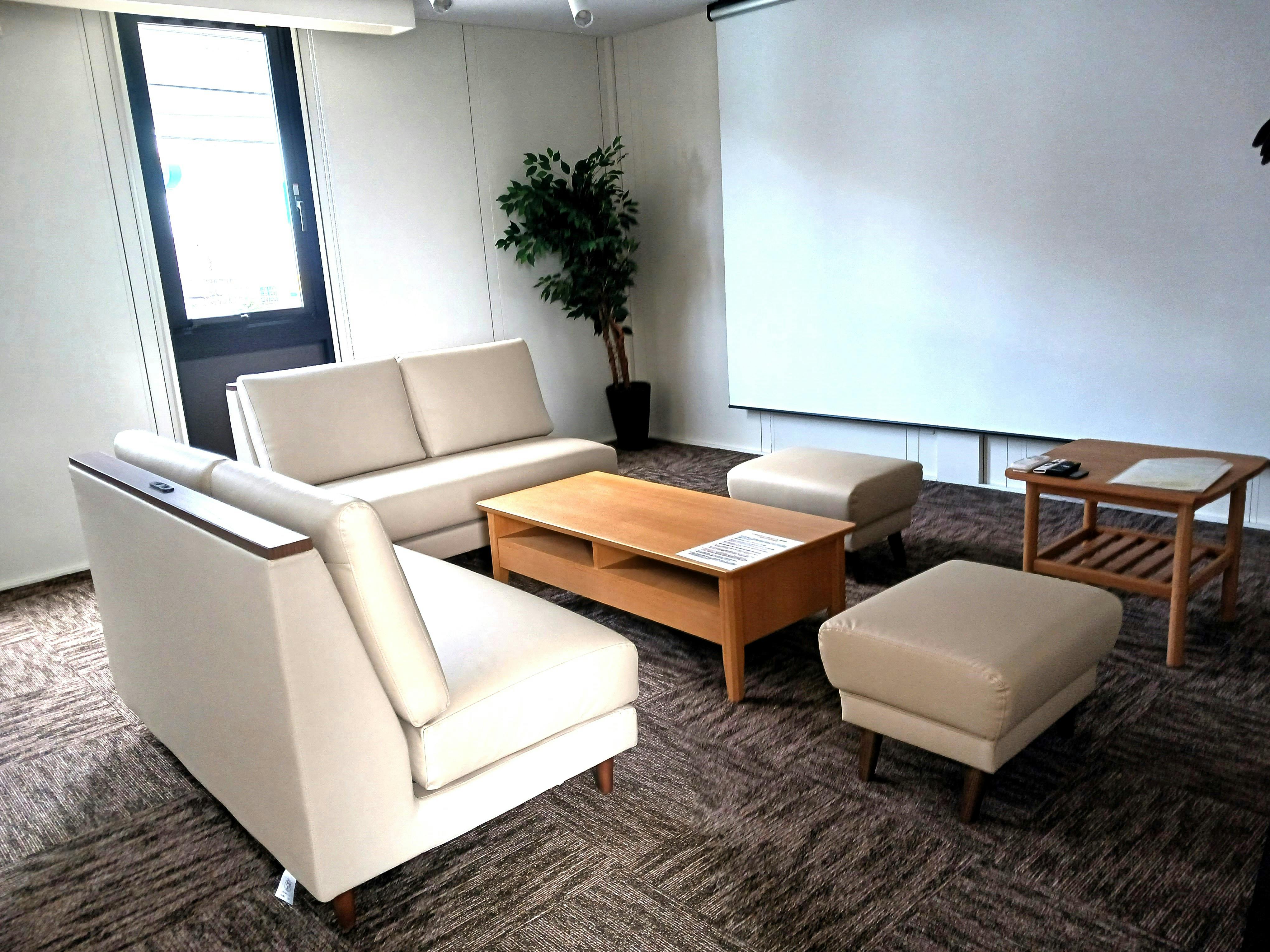 【香川県高松市】自主企画マルシェやワークショップに最適なお手頃価格のレンタルスペース「Living」／敷地全体の貸切イベント開催も可能！の画像