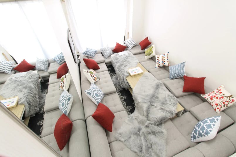 【心斎橋駅5分】料理教室や会議利用まで、多目的に活用できるアットホームな雰囲気のイベントスペース