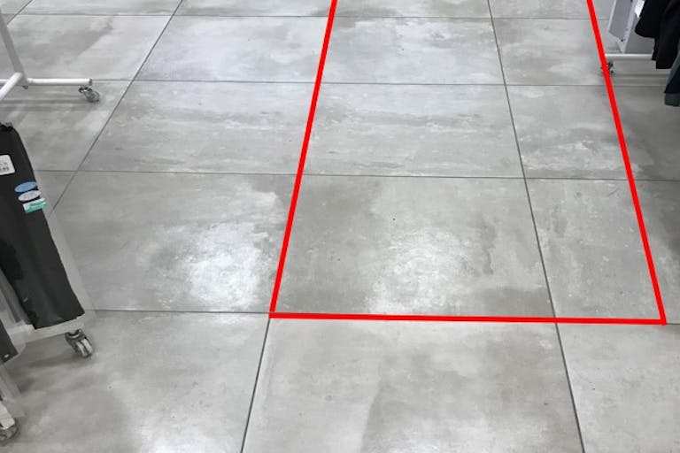 【西友 川口赤山店】1階レジ付近 プロモーション用途や物販、食物販のポップアップストアに最適なスーパー店内催事イベントスペースの画像1