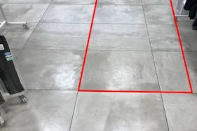 【西友 川口赤山店】1階レジ付近 プロモーション用途や物販、食物販のポップアップストアに最適なスーパー店内催事イベントスペース