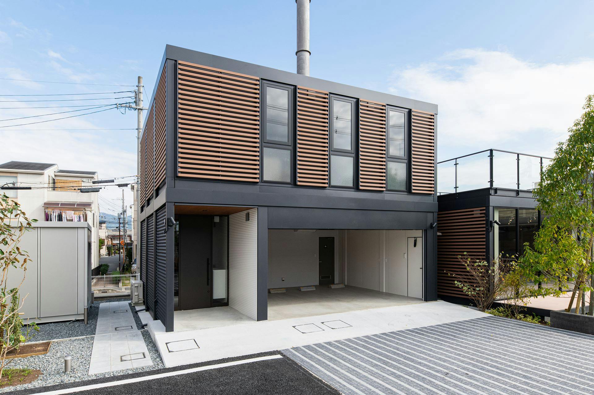 【大阪府東大阪市】自主企画マルシェやワークショップに最適なお手頃価格のレンタルスペース「Living2」/敷地全体の貸切イベント開催も可能!