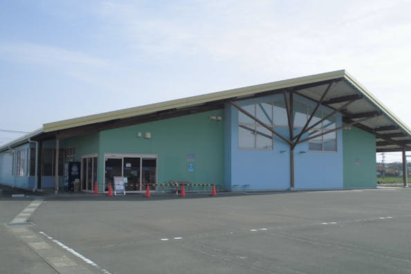 【ダイナム宮崎日向財光寺店ゆったり館】キッチンカー出店やプロモーションイベントに最適なアミューズメント施設のイベントスペース