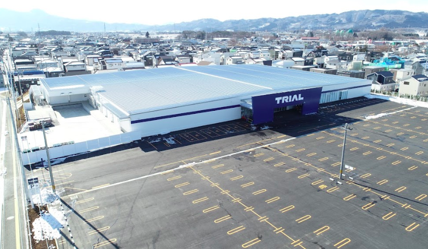 【スーパーセンタートライアル滝沢店】キッチンカー（調理営業）出店限定/屋外スペース