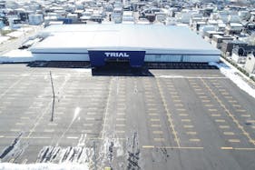 【スーパーセンタートライアル滝沢店】キッチンカー(調理営業)出店限定/屋外スペース