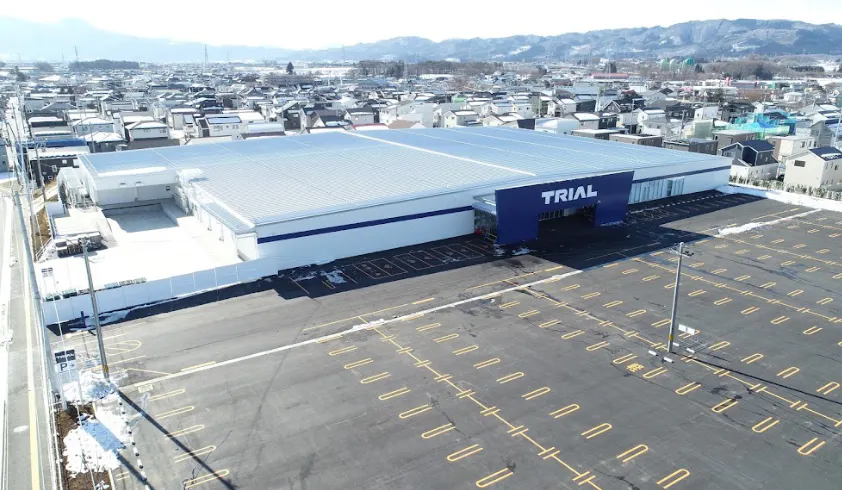 【スーパーセンタートライアル滝沢店】キッチンカー（調理営業）出店限定/屋外スペース