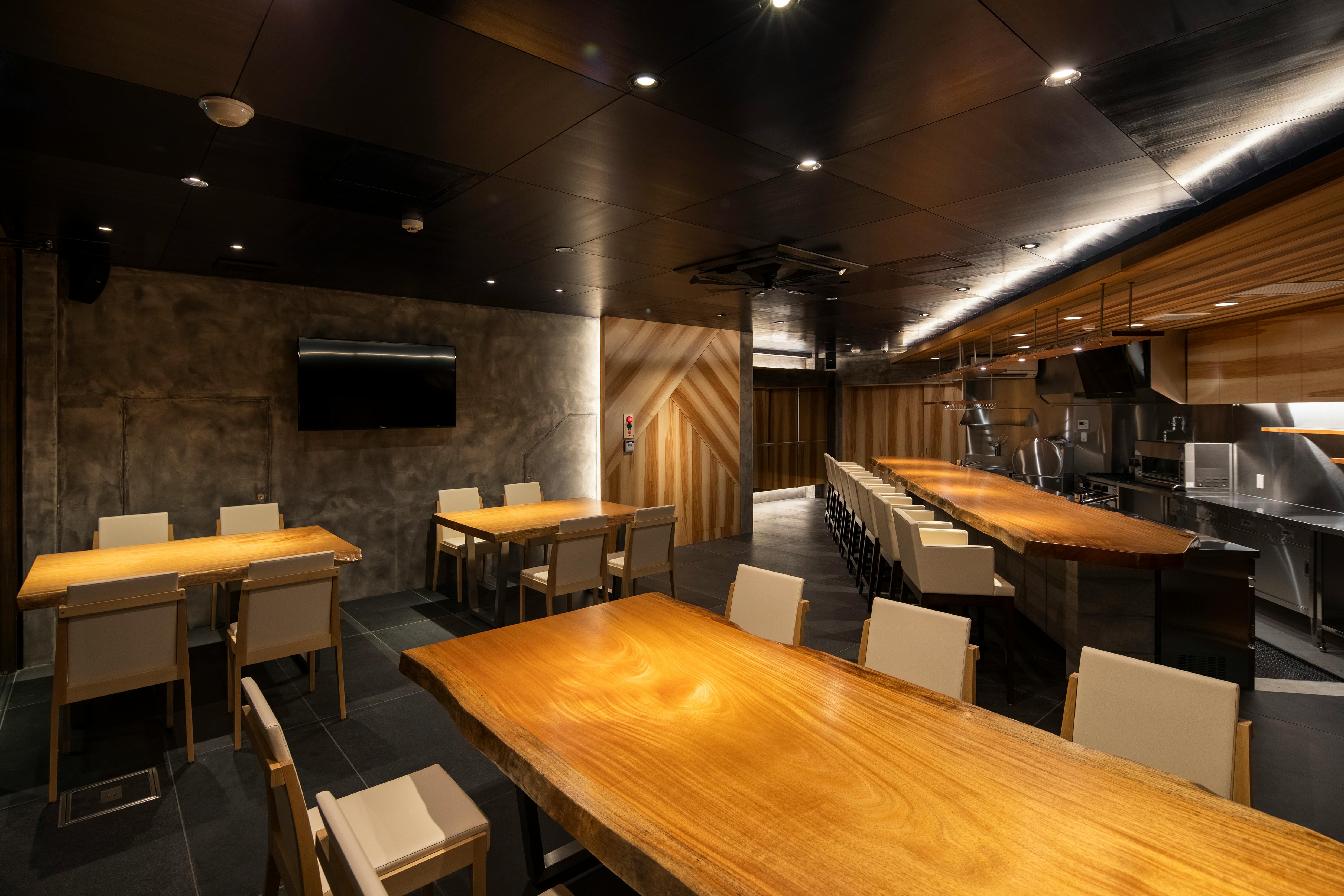 【王子公園駅8分/昼のご利用】飲食の短期出店や食物販のポップアップストアに最適な「灘中央筋商店街」に面したシェアキッチンスペース