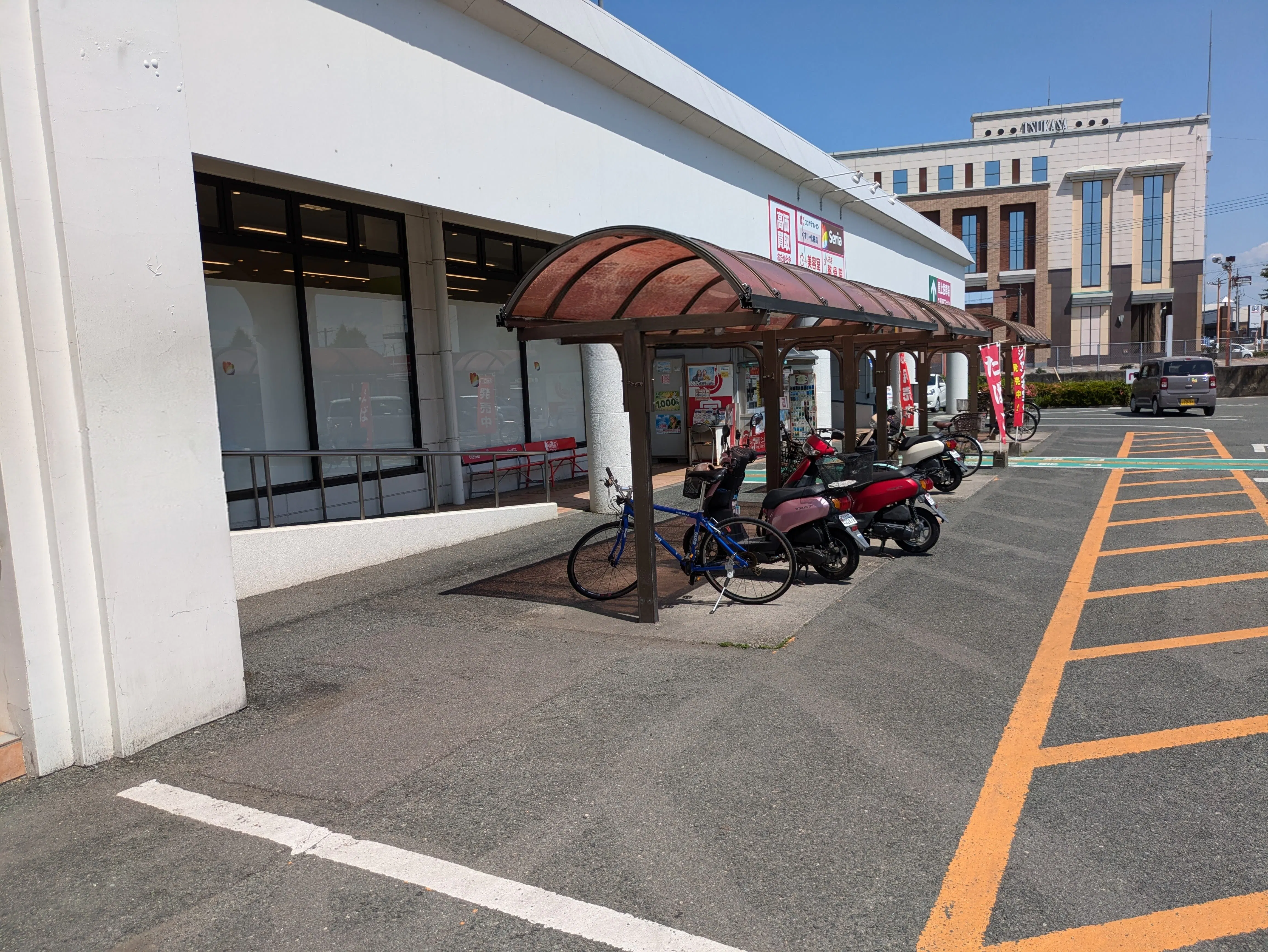 【ゆめマート清水】キッチンカーに利用可能なスーパーの駐車場スペース