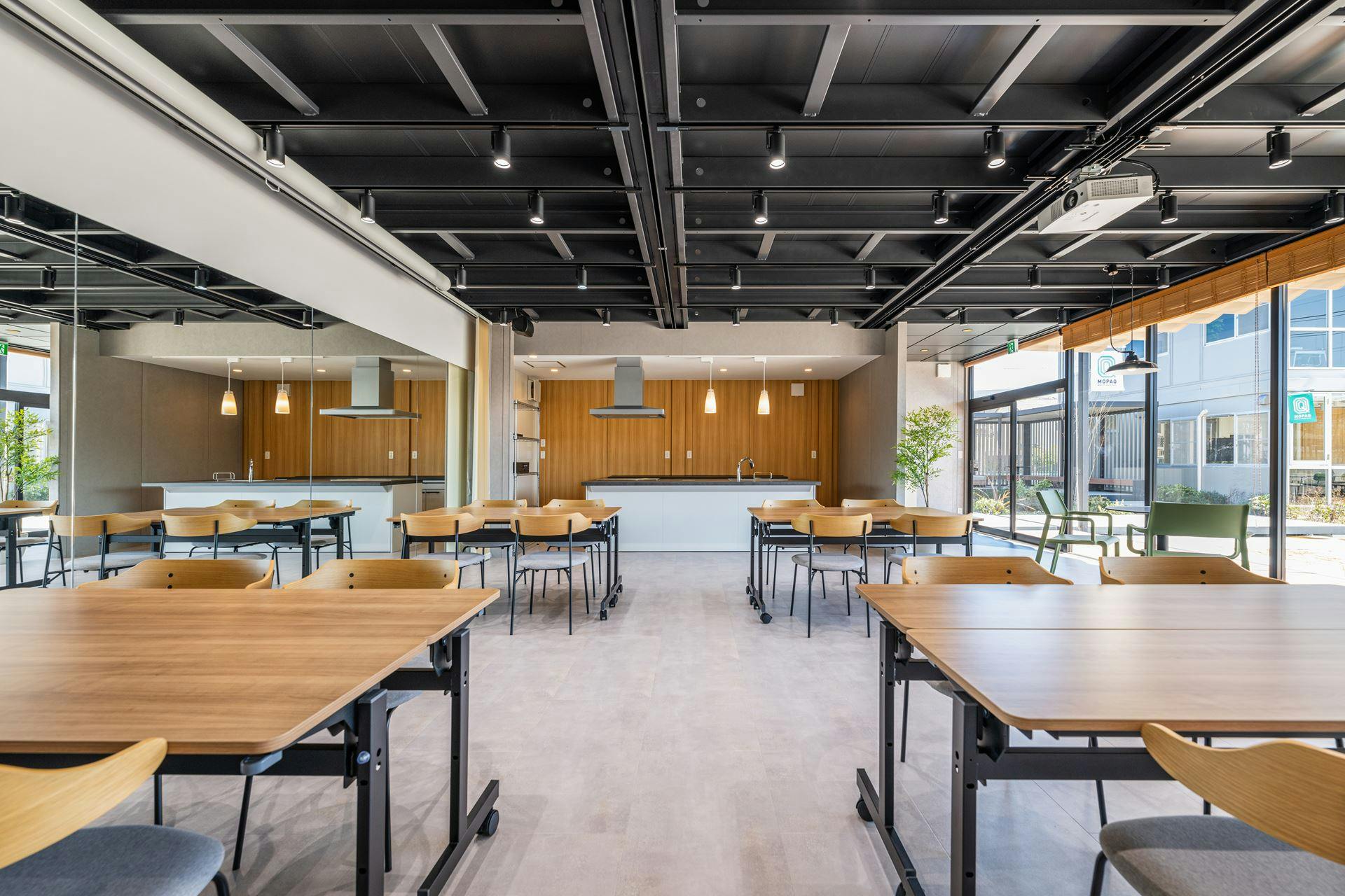 【六浦駅10分】自主企画マルシェやワークショップに最適なお手頃価格のレンタルスペース「Community」／敷地全体の貸切イベント開催も可能！の画像